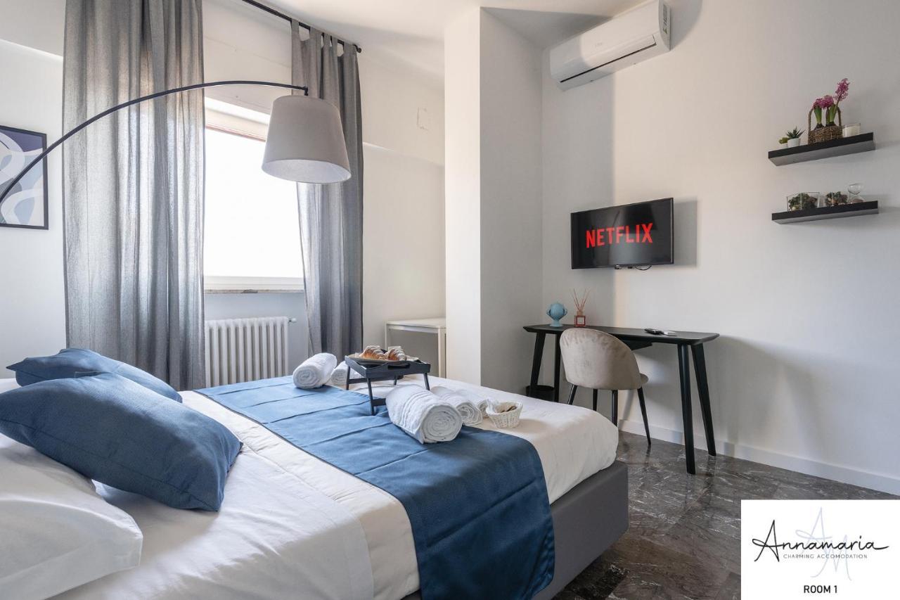 Annamaria - Central Station Charming Accommodation Bari Ngoại thất bức ảnh