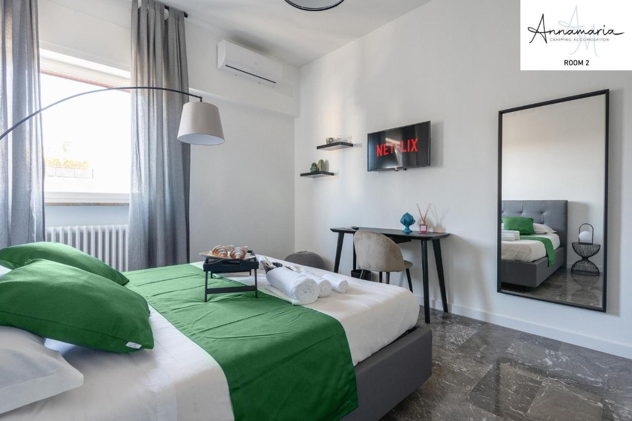Annamaria - Central Station Charming Accommodation Bari Ngoại thất bức ảnh